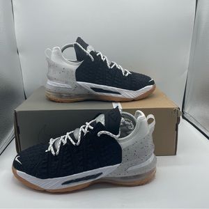 Nike Lebron 18 XVIII Black White Gum Size 5Y CW2760-007 NEW Shoes.